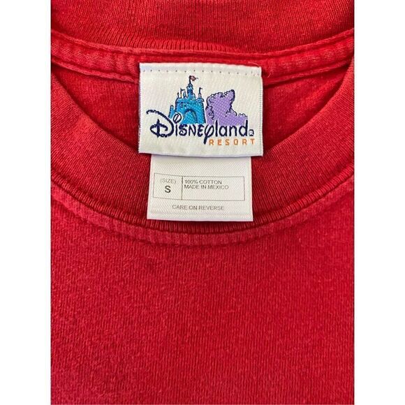 Disneyland resorts children’s Winnie the Pooh short sleeve shirt, S/SM - Picture 4 of 4